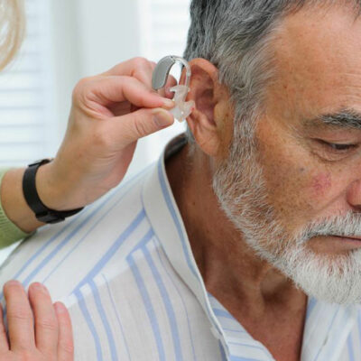 4 useful tips to find the most appropriate  hearing aid for yourself