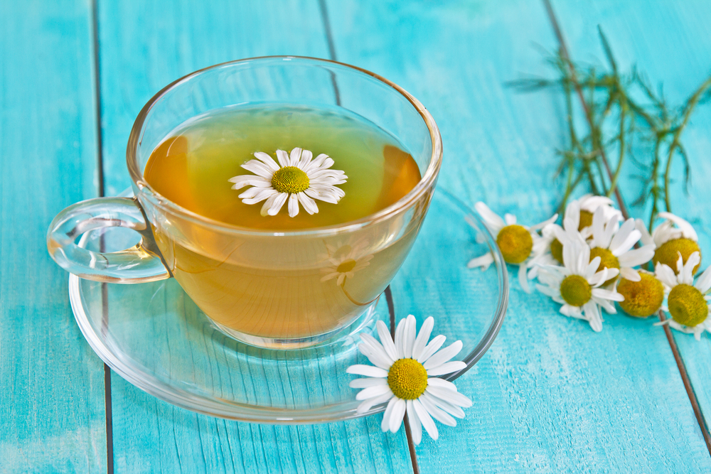 5 Remarkable Benefits Of Chamomile Tea For Skin And Hair