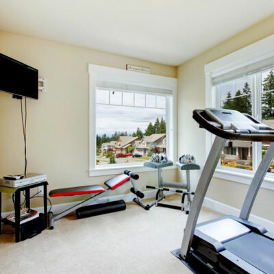 Essential equipment for a home gym