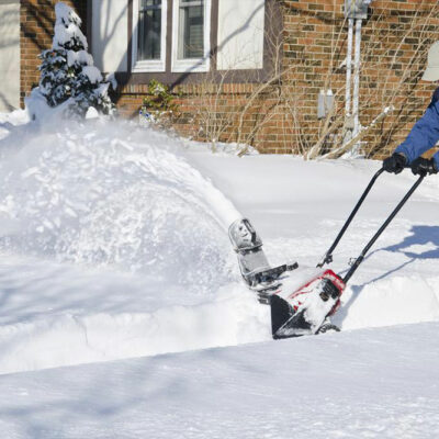 Snow Joe Ultra SJ621 is your ultimate cleaning assistant