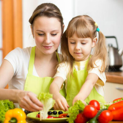 Things to remember while you teach your kids how to cook