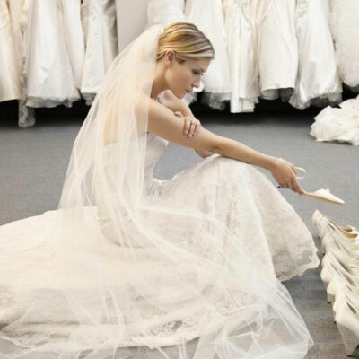 Tips to choose the right wedding dress as per your body type