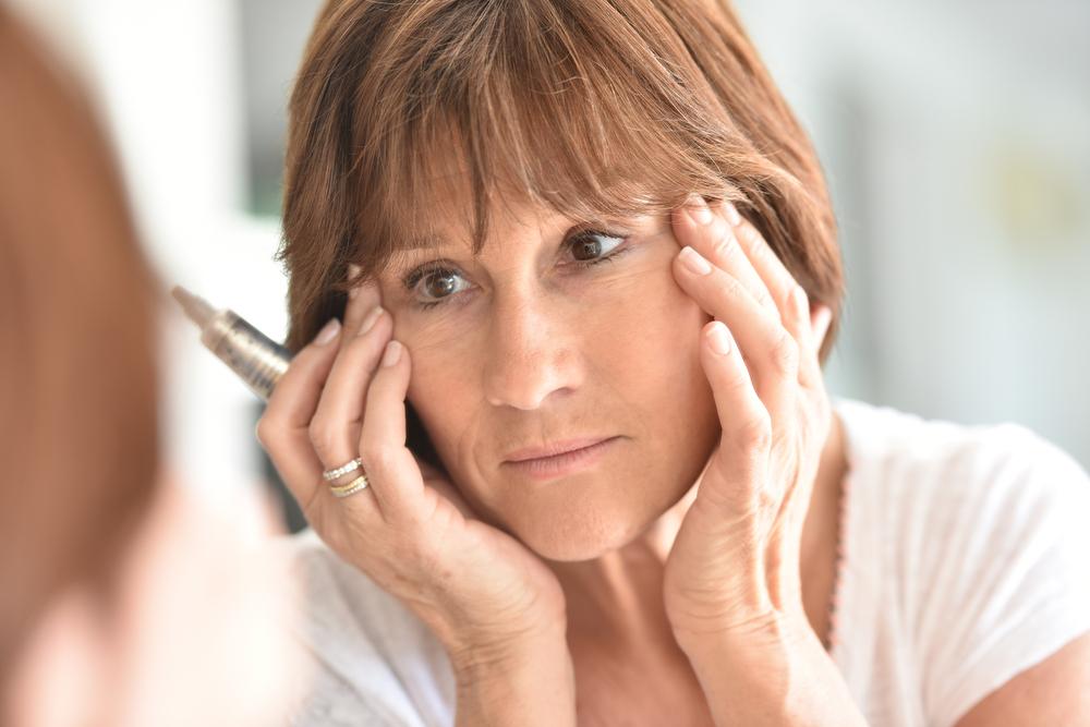 Useful makeup tips for women over 50