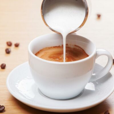 List of 5 healthy coffee creamers