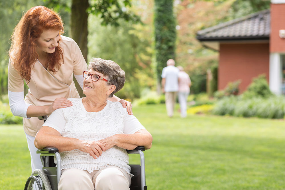 10 tips to select an assisted living facility